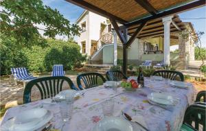 Zahrada ubytování Apartment Kunfin V
