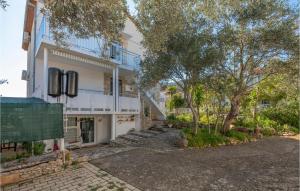 Zdjęcie z galerii obiektu Apartment Ivanje Gomile Bb Croatia w mieście Stari Grad +11 zdjęć