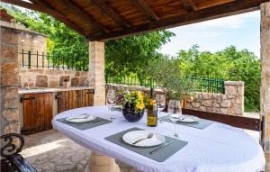Balkón alebo terasa v ubytovaní Villa Urumovac