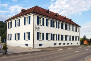 Budova, kde se apartmán nachází + 16 fotografií