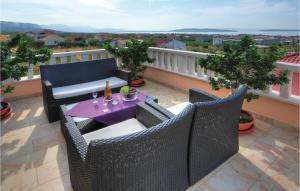 Balkón nebo terasa v ubytování Holiday Home Vlaska Iii
