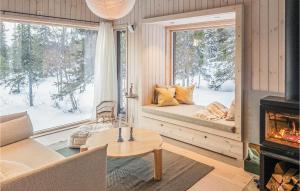 Το 3 Bedroom Amazing Home In Tuddal τον χειμώνα