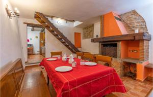 Gallery image of 2 Bedroom Beautiful Home In Marliana in Marliana