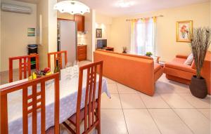Część wypoczynkowa w obiekcie Nice Apartment In Porat - Malinska