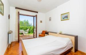 Gallery image of Lovely Apartment In Vantacici in Vantačići