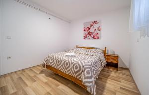 Postel nebo postele na pokoji v ubytování 1 Bedroom Lovely Apartment In Rakovica