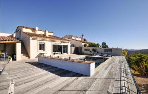 Πισίνα στο ή κοντά στο Amazing Home In Fréjus +30 φωτογραφίες