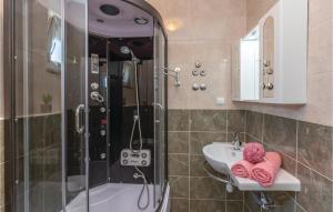 Kúpeľňa v ubytovaní Studio Apartment In Krvavica