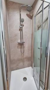 Billede fra billedgalleriet på Idéal 4 personnes 2 chambres et 2 salles de bain i Châteauroux