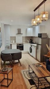 Billede fra billedgalleriet på Idéal 4 personnes 2 chambres et 2 salles de bain i Châteauroux