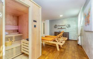 Φωτογραφία από το άλμπουμ του Amazing Home In Malinska With Sauna σε Malinska