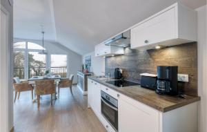 Kuchyň nebo kuchyňský kout v ubytování Baltischer Hof Apartment 63