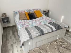 Letto o letti in una camera di Prázdninový dům
