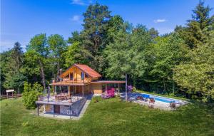 Zahrada ubytování Nice Home In Lepoglava With Sauna