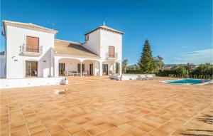 Fotografie z fotogalerie ubytování Stunning Home In Villanueva De Algaidas v destinaci Villanueva de Algaidas