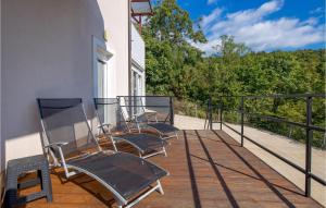 Balkón alebo terasa v ubytovaní 6 Bedroom Amazing Home In Icici