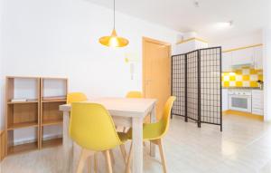 Φωτογραφία από το άλμπουμ του Amazing Apartment In Oropesa Del Mar σε Oropesa del Mar