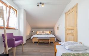 Katil atau katil-katil dalam bilik di Lovely Home In Kastel With Wifi