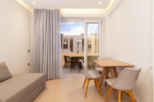 Posezení v ubytování Elpis Studio Apartments