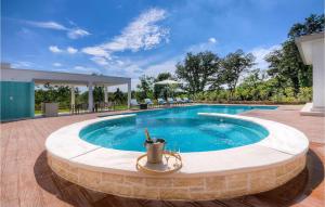 Bassein majutusasutuses Villa Onyx või selle lähedal