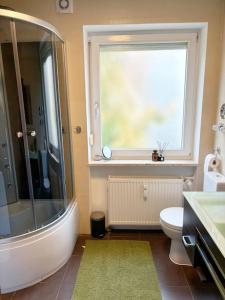 Ένα μπάνιο στο Zentrum - am Dom - Wohnung