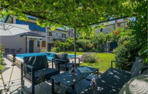 Κήπος έξω από το Villa Nila