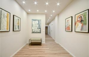 Imagine din galeria proprietății Gorgeous Apartment In Genova With Wifi în Genova