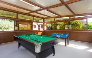 Τραπέζι μπιλιάρδου στο Villa Jure