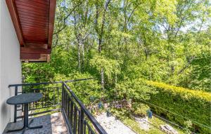 Rõdu või terrass majutusasutuses 2 Bedroom Pet Friendly Home In Breze +29 fotot