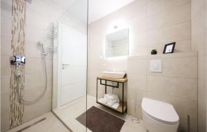 Kúpeľňa v ubytovaní Beautiful Apartment In Zadar With Wifi