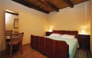 Postel nebo postele na pokoji v ubytování Holiday Home Frki V