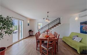 Χώρος καθιστικού στο Three-Bedroom Holiday Home In Nova