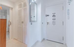 Fotografia z galérie ubytovania Gorgeous Apartment In Estepona v destinácii Estepona