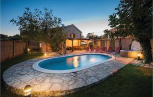 Bazén v ubytování Pet Friendly Home In Pazin nebo v jeho okolí