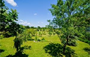 Zahrada ubytování Stunning Home In Labin With Wifi + 25 fotografií