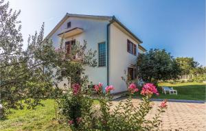 Zahrada ubytování Holiday Home Segotici Iii