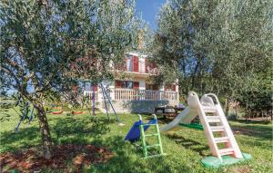 Zahrada ubytování Holiday Home Segotici Iii + 37 fotografií