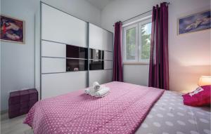 Postel nebo postele na pokoji v ubytování Holiday Home Presika Cr