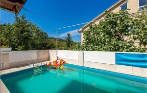 Πισίνα στο ή κοντά στο Gorgeous Apartment In Rijeka