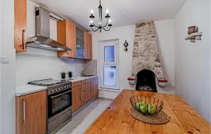 Gallery image of 3 Bedroom Awesome Home In Blato in Blato