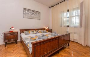 Posteľ alebo postele v izbe v ubytovaní Awesome Apartment In Pasman