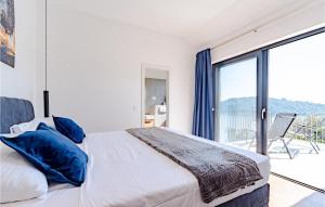 Posteľ alebo postele v izbe v ubytovaní 3 Bedroom Amazing Home In Blato