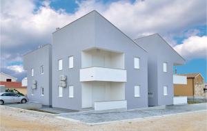 Budynek, w którym mieści się apartament