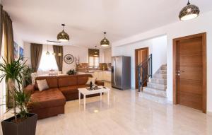 Posedenie v ubytovaní 3 Bedroom Nice Home In Orebic