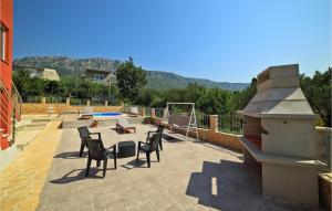 Fotografia z galérie ubytovania Apartment Kastel Gomilica With Sea View Vii v destinácii Kaštela