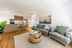 A kitchen or kitchenette at Sandcastle
