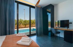 Πισίνα στο ή κοντά στο 2 Bedroom Nice Home In Sutivan +25 φωτογραφίες