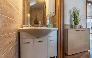 Zdjęcie z galerii obiektu 2 Bedroom Gorgeous Home In Pula w Puli