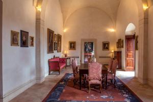 Posedenie v ubytovaní Palazzo Viceconte