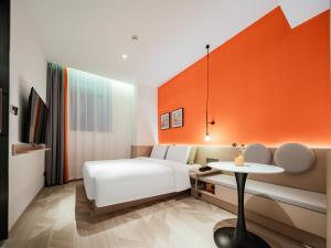 Gambar di galeri bagi Eihausen Awake Hotel Xi'an Bell and Drum Tower Luomashi Pedestrian Street Branch di Xi'an